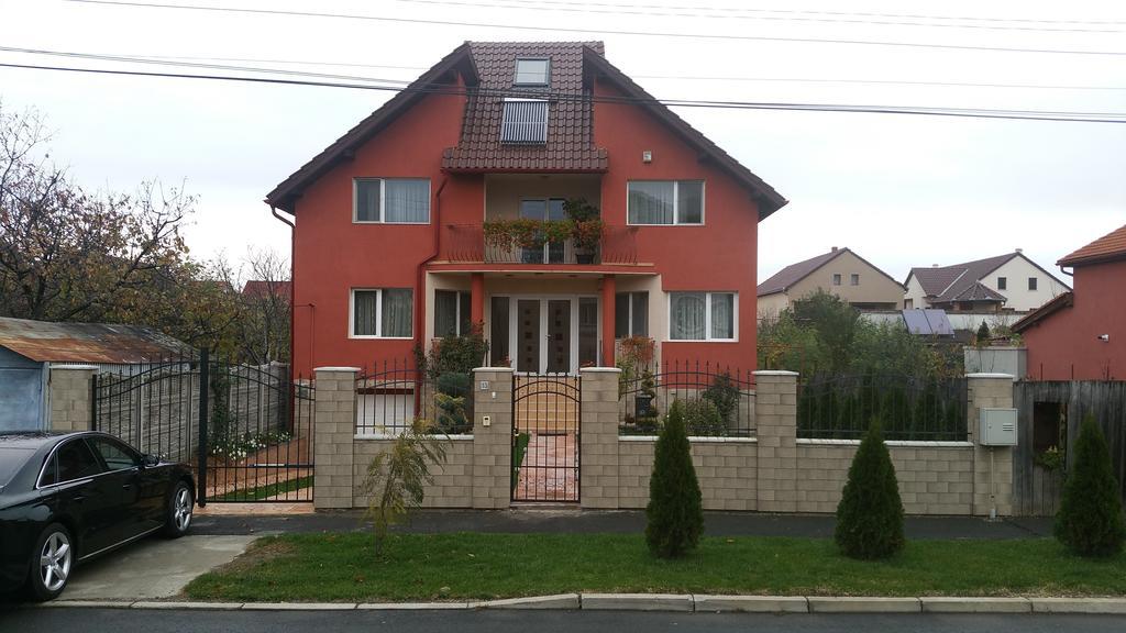 Family Pension Αράντ Εξωτερικό φωτογραφία