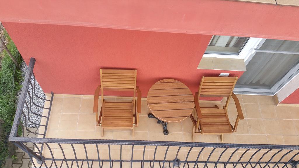 Family Pension Αράντ Εξωτερικό φωτογραφία